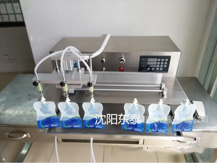 ���b�������{С�͹��b�C